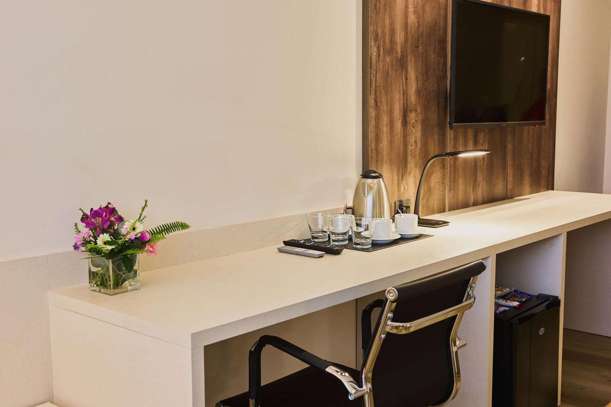Dazzler By Wyndham Buenos Aires San Martin Hotel Bagian luar foto