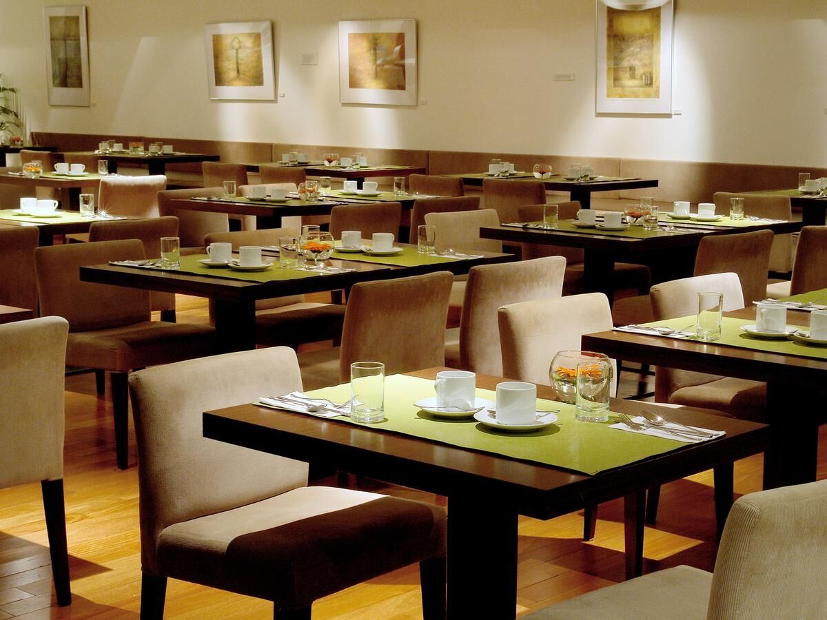 Dazzler By Wyndham Buenos Aires San Martin Hotel Bagian luar foto